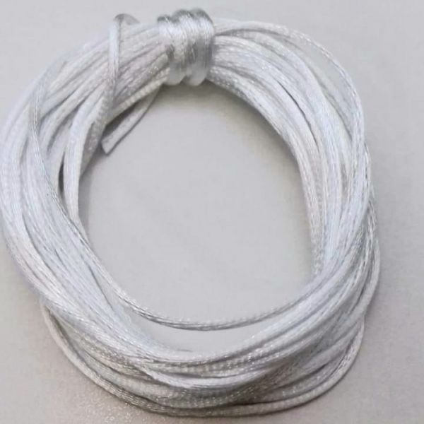 Fio acetinado branco com 5m